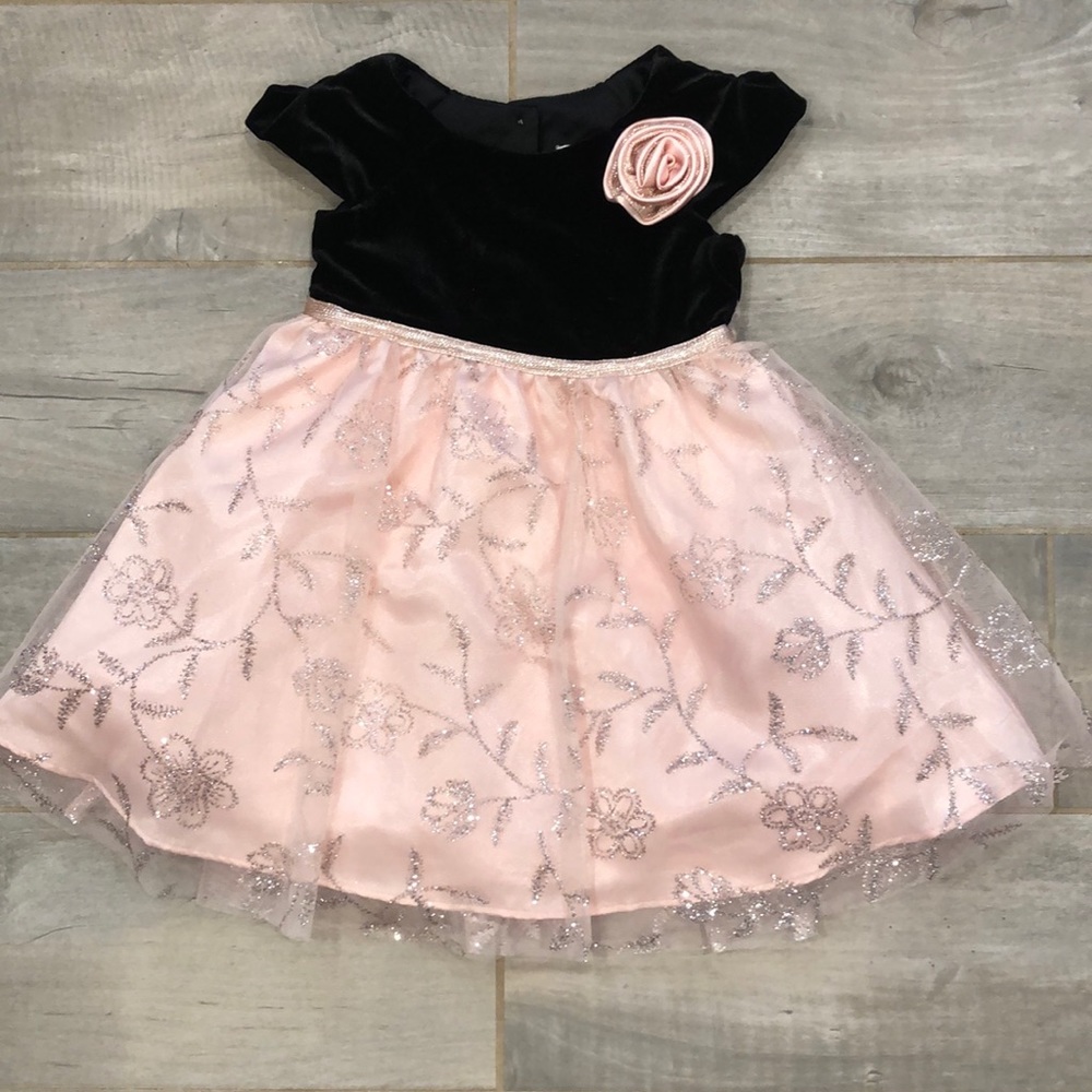 Girls 2T fancy dress, worn once